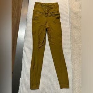 Lululemon pocketed leggings